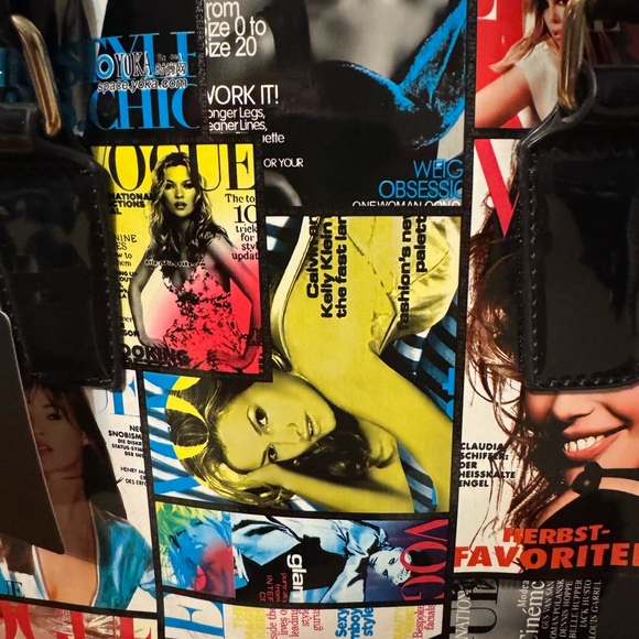 Colorful Magazine Print Women's Bag - Picture 7 of 7